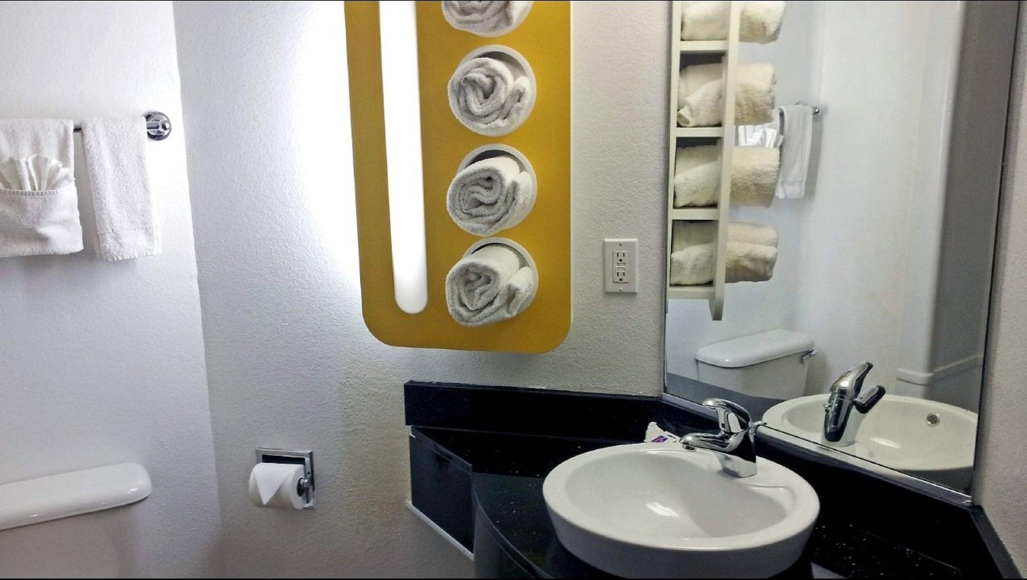 Motel 6 Sinton Tx מראה חיצוני תמונה